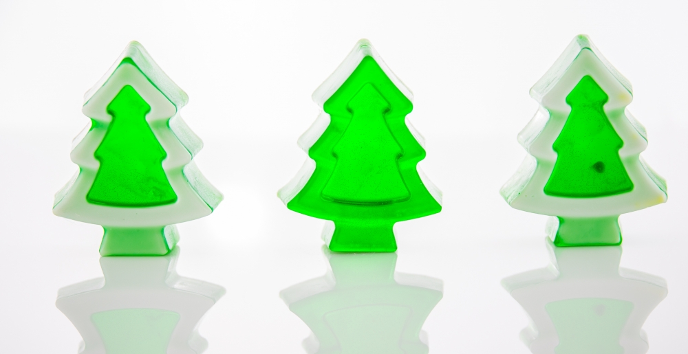 ZIEMASSVĒTKU EGLĪTE